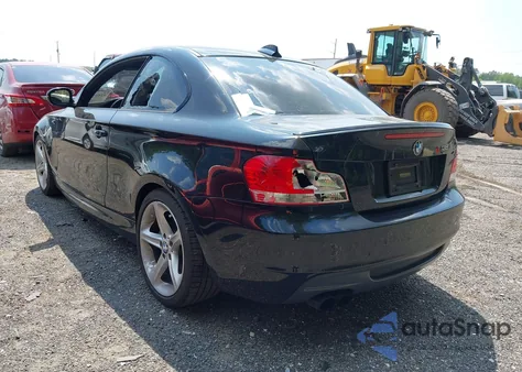 2011 BMW 135I z USA, uszkodzony, nr VIN WBAUC9C53BVM09374